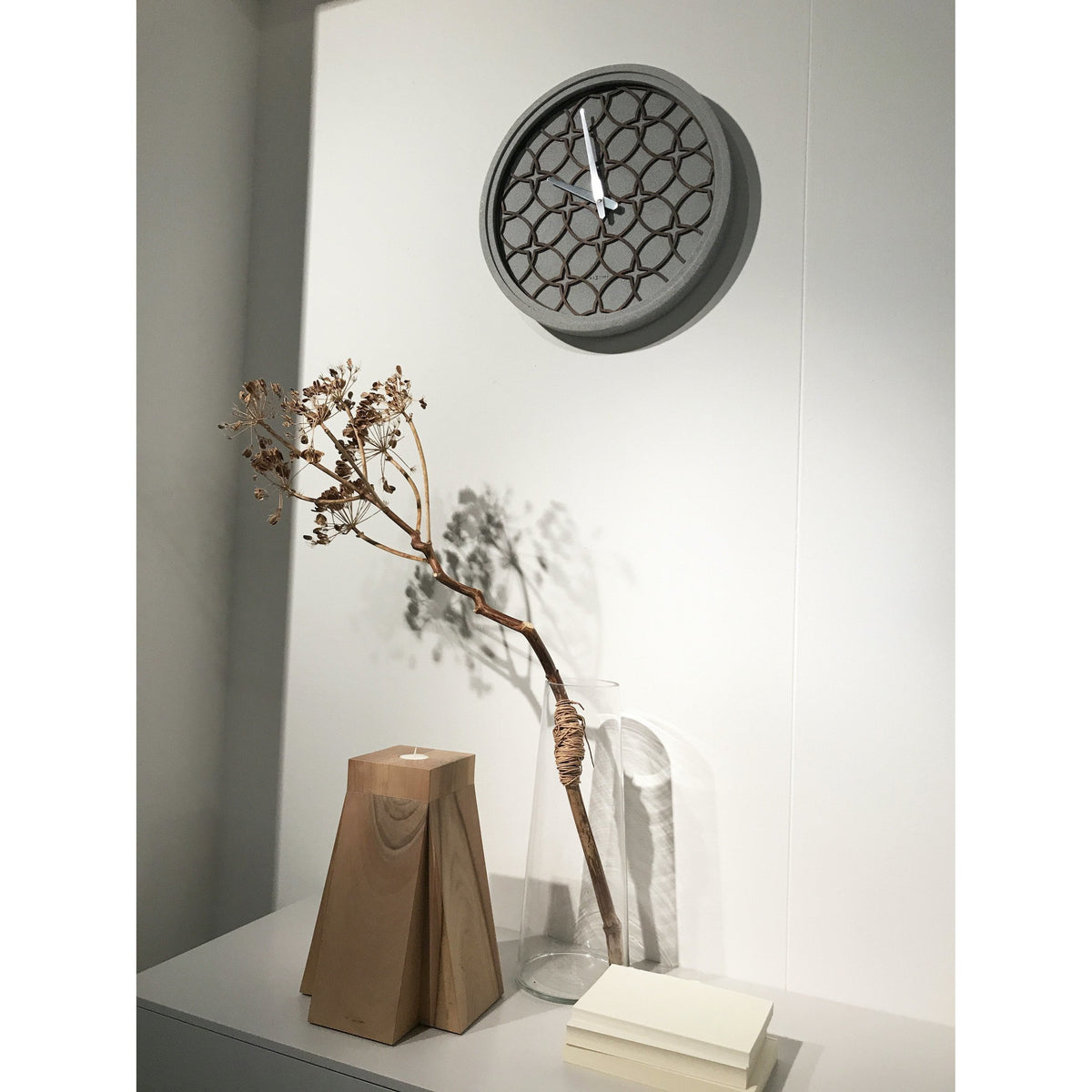 NeXtime - Wall Clock - Ø 39.5 cm - Polyresin/Wood – Grey – &#39;Concreto love&#39;